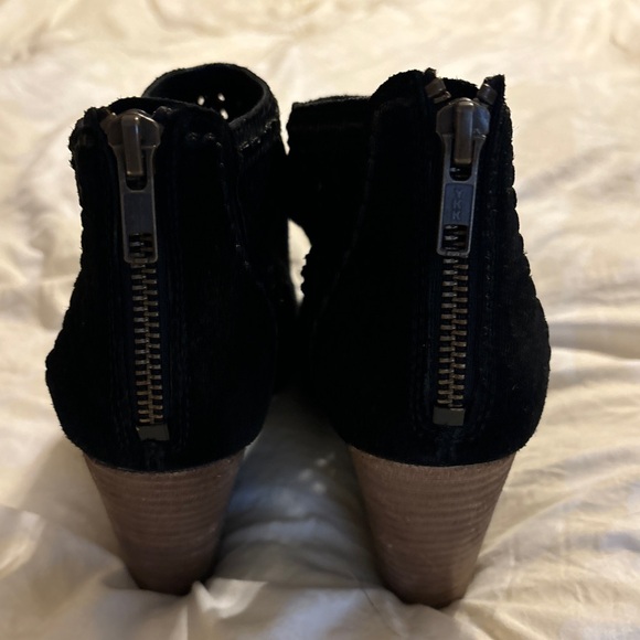 Naughty Monkey Leather Peep Toe Booties Sandals - Picture 4 of 8